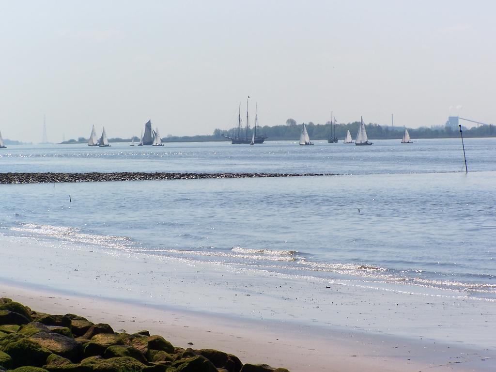 Elbe Ferienwohnung Gluckstadt Ruang foto